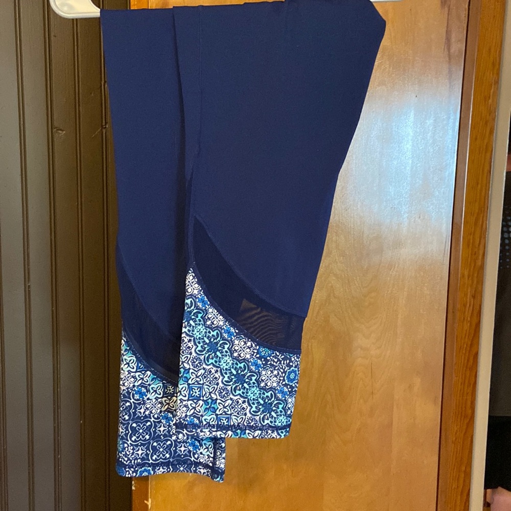 Gaiam brand 3/4 crop leggings
